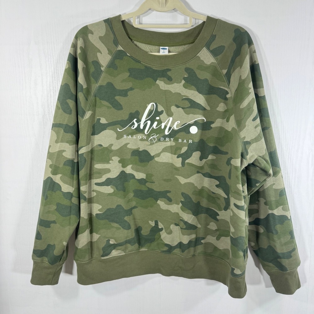 Old Navy Green Camo Shine Salon Dry Bar Sweatshirt‎ Pullover rWomen Size XL